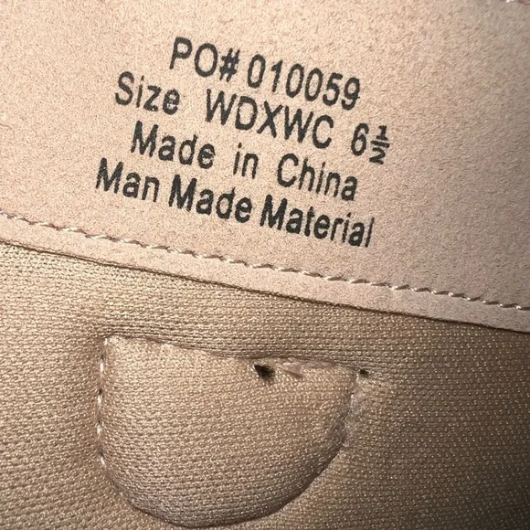 Journee Collection Black Textured Heeled Boots - Picture 5 of 7